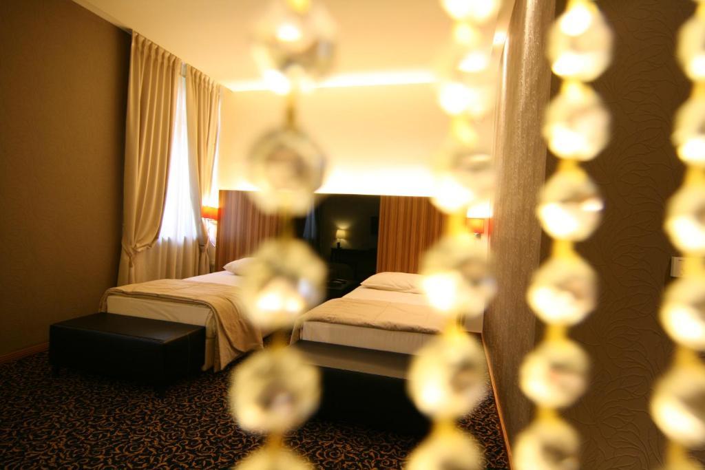 Hotel Crystal Sarajevo Værelse billede